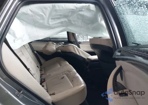 2012 BMW X5 xDrive35I/xDrive35I Premium/xDrive35I Sport Activity из США, поврежденный, VIN 5UXZV4C52CL762593